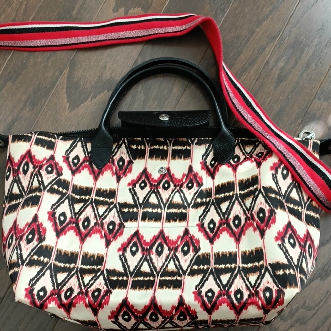 Long Champ Stylish Black And Red Patterned Women's Bag M Size